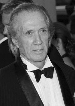 Биография Дэвида Кэррадайна - Иностранные актеры.