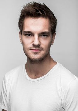 Биография Никиты Волкова - Российские актеры.