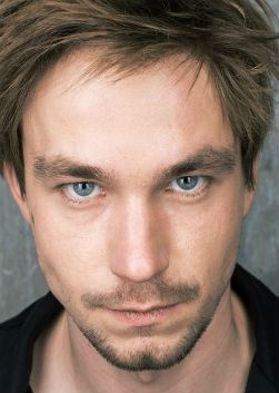 Биография Александра Петрова - Российские актеры.