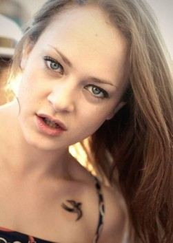 Биография Аглаи Тарасовой - Российские актеры.