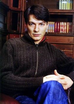 Биография Даниила Страхова - Российские актеры.