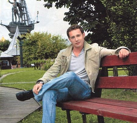 Биография Дмитрия Исаева - Российские актеры.