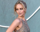 Лоуренс признается, что по поводу провала своих фильмов не переживает