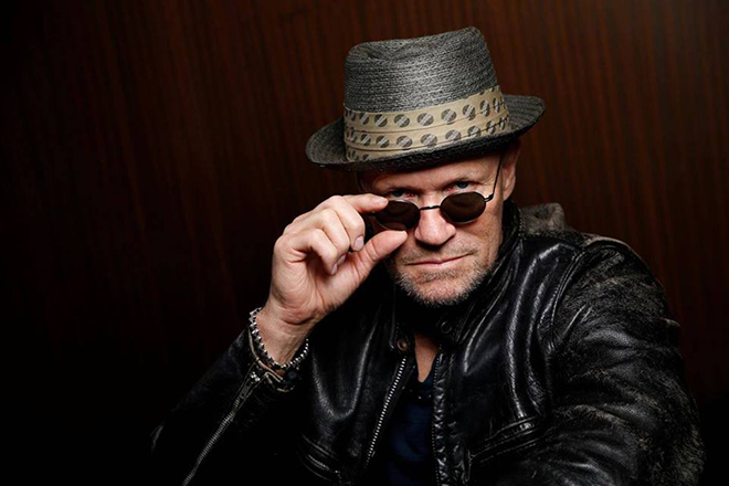 Майкл Рукер - Биография