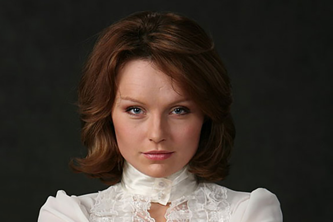 Юлия Подозерова - Биография