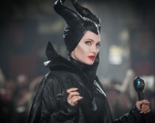 Анджелина Джоли подтвердила возвращение в "Колдунью"