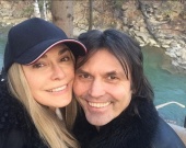 Ольга Сумская с мужем отдыхают в горах