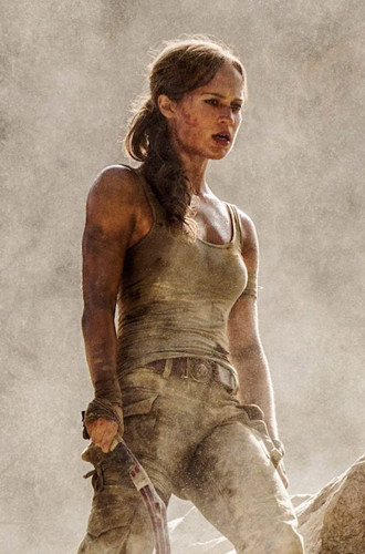 Лара Крофт в исполнении Алисии Викандер интереснее героини Джоли - Новости кино.