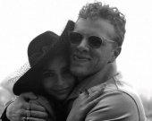 Эмили Ратажковски вышла замуж