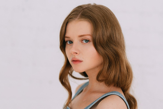 Алиса Лозовская - Биография