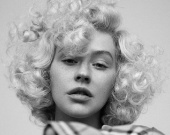 Кристина Агилера поразила естественной красотой