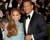 Дженнифер Лопес с возлюбленным купили апартаменты за $15 миллионов