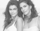 Синди Кроуфорд снялась в необычной фотосессии со своей дочерью