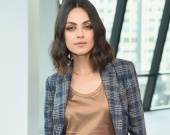 Мила Кунис продемонстрировала отменный стиль