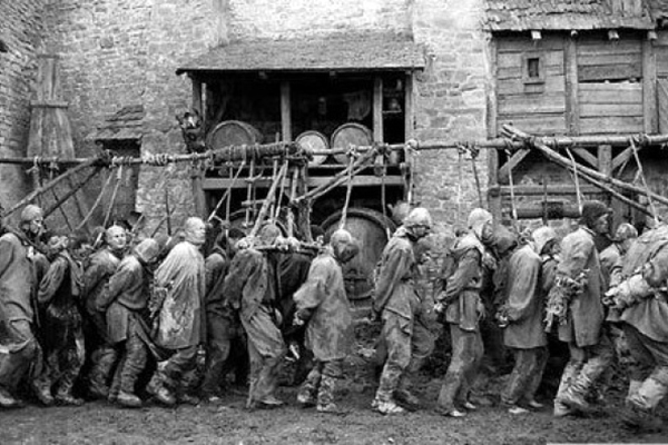 80 лет со дня рождения Алексея Юрьевича Германа: черно-белые сны