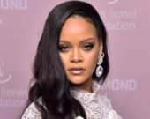 Рианна восхитила стильным образом на ежегодном Diamond Ball