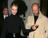 Роузи Хантингтон-Уайтли и Джейсон Стэтхем на свидании в Лондоне