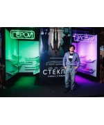 Найт М. Шьямалан представил триллер «Стекло» на Comic Con Russia