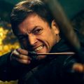 Тэрон Эджертон на новом постере «Робин Гуда: Начало»