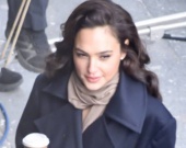 Красавица Галь Гадот на съемках "Чудо-женщины 1984"