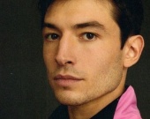 Эзра Миллер в фотосессии для ноябрьского номера GQ Spain