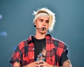 Джастин Бибер кардинально изменил прическу