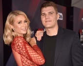 Первый выход Пэрис Хилтон после расставания с женихом