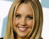 Аманда Байнс увидела себя мальчиком и впала в депрессию