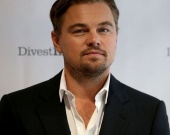 Леонардо ДиКаприо посетил футбольный матч с 21-летней моделью