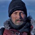 Мадс Миккельсен на новом постере «Затерянных во льдах»