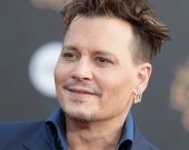 Джонни Депп закрутил роман с молодой девушкой