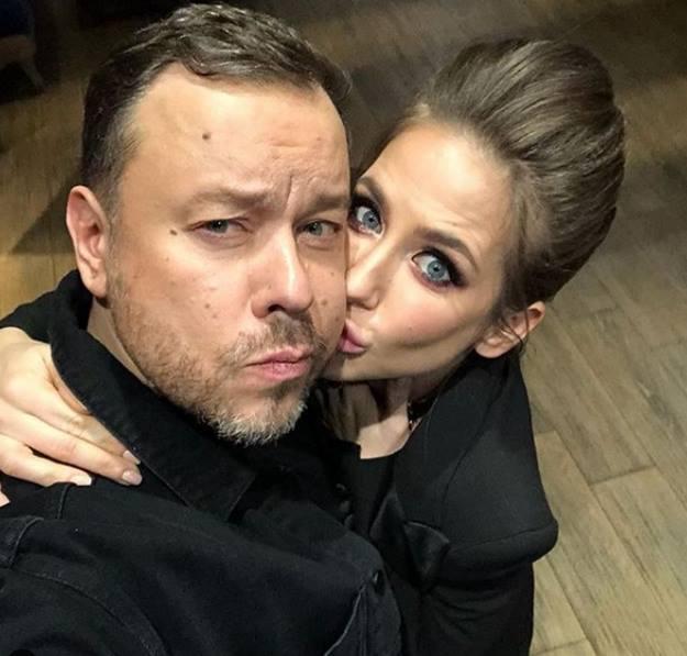 Барановская не сдержала эмоций после показа новой коллекции Чапурина - «Новости шоубизнеса»