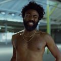 На Amazon вышел тропический триллер с Childish Gambino и Рианной