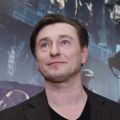 Сергей Безруков превратится в робота в новом фильме Сарика Андреасяна