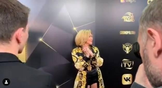 Васильев назвал «вульгарным» образ 65-летней Успенской в мини-шортах - «Новости шоубизнеса»