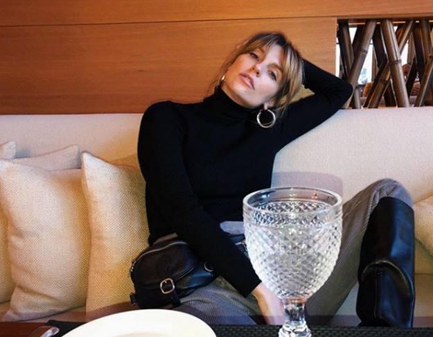 Савельева вслед за Лопыревой выбрала грудное вскармливание - «Новости шоубизнеса»