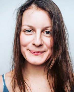 Ксения Плюснина - Биография