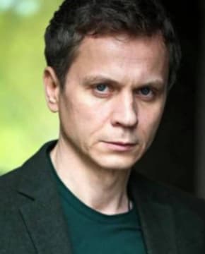 Александр Лырчиков - Биография