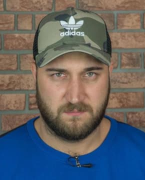 Руслан Ханумак - Биография