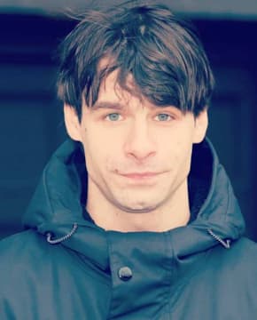 Егор Лесников - Биография