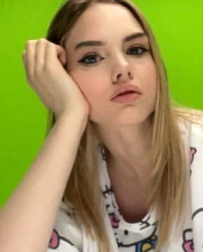 Анна Мишина - Биография