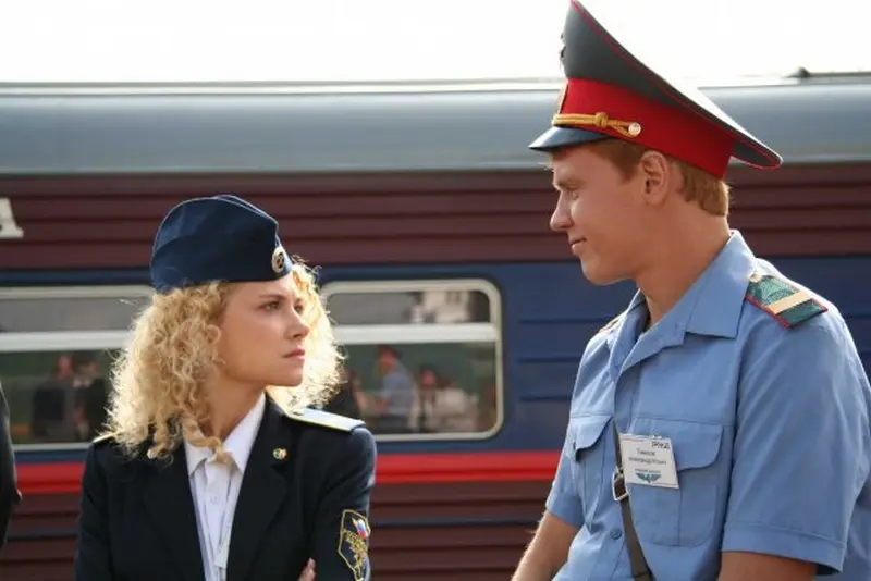 Роман Ладнев - Биография