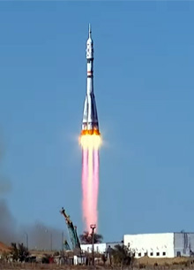 Российские кинематографисты Юлия Пересильд и Клим Шипенко стартовали в космос - «Новости кино»