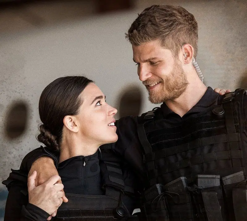 Трэвис Ван Винкл - Биография