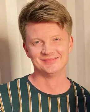 Александр Лобанов - Биография