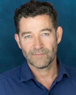 Стивен Брэнд - Биография