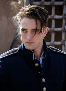 Режиссер "Паразитов" снимет фантастический фильм с Робертом Паттинсоном - «Новости кино»