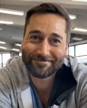 Райан Эгголд - Биография