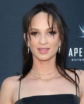 Руби Модайн - Биография