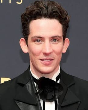 Джош О'Коннор - Биография